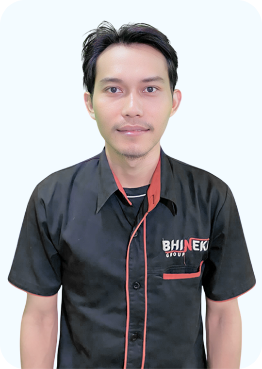 Staff polos 3